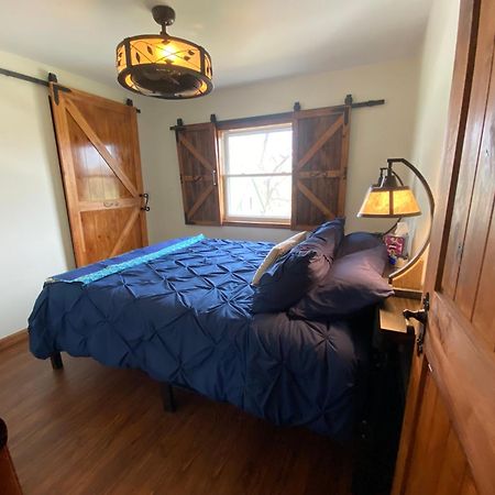 The Farmhouse With A Lower Level Suite Stockton Exterior photo